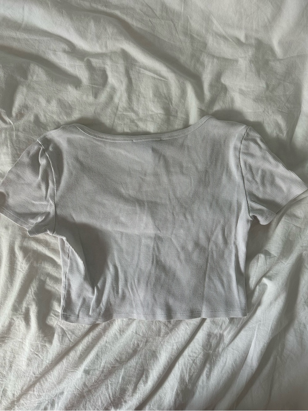 Forever 21 White Ribbed Button-Front Crop Top - Picture 2 of 2